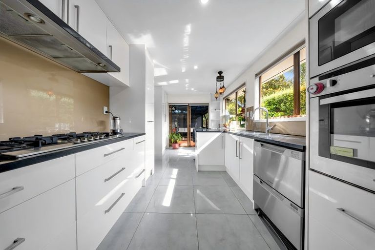 Photo of property in 40 Jandell Crescent, Bucklands Beach, Auckland, 2014