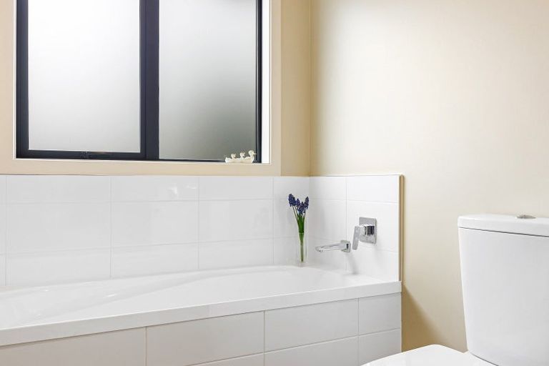 Photo of property in 2/104 Perry Street, Papanui, Christchurch, 8053