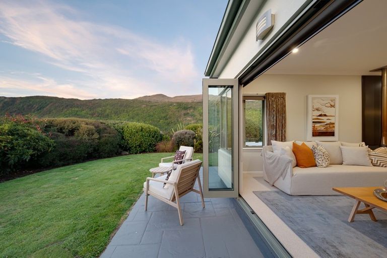 Photo of property in 2 Pearl Lane, Arrowtown, 9302