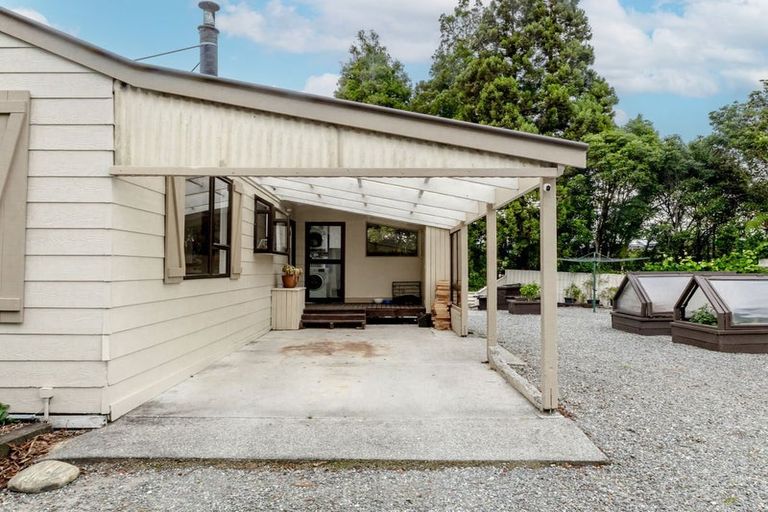 Photo of property in 158 Golf Links Road, Kaiata, Greymouth, 7805