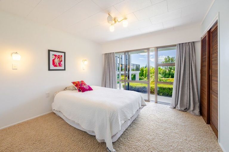 Photo of property in 370 Porangahau Road, Waipukurau, 4282