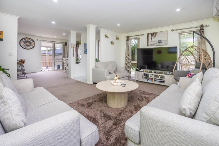 Photo of property in 20 Edgeview Crescent, Fitzroy, Hamilton, 3206