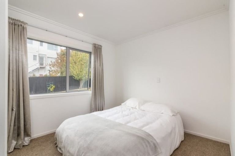 Photo of property in 1/158 Centaurus Road, Saint Martins, Christchurch, 8022