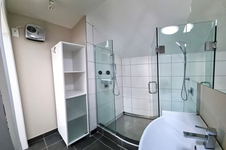 Photo of property in 56 Pipitea Street, Thorndon, Wellington, 6011