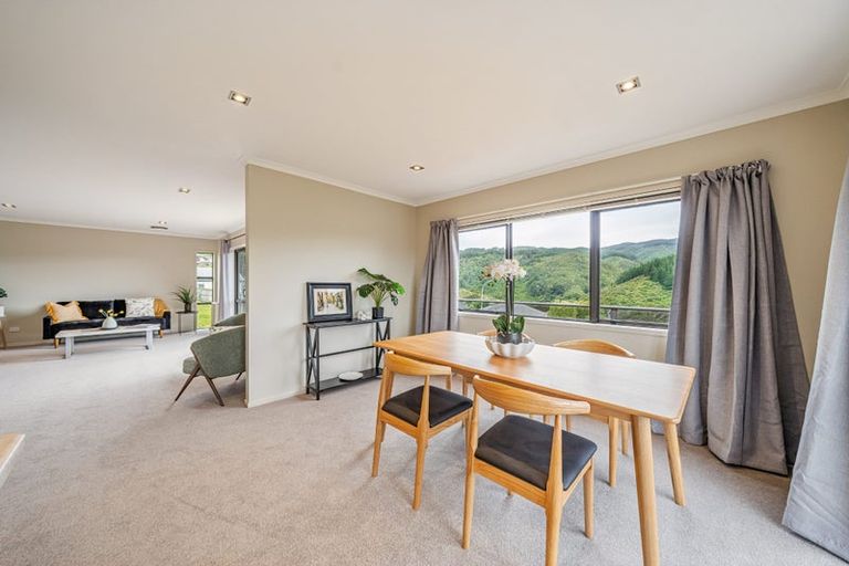 Photo of property in 115 Kirton Drive, Riverstone Terraces, Upper Hutt, 5018