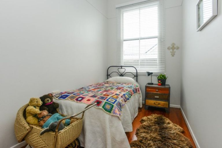 Photo of property in 3 Paradise Road, Napier South, Napier, 4110