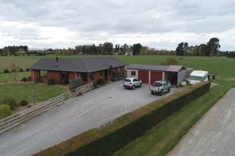 Photo of property in 18 Thews Road, Tinwald, Ashburton, 7778