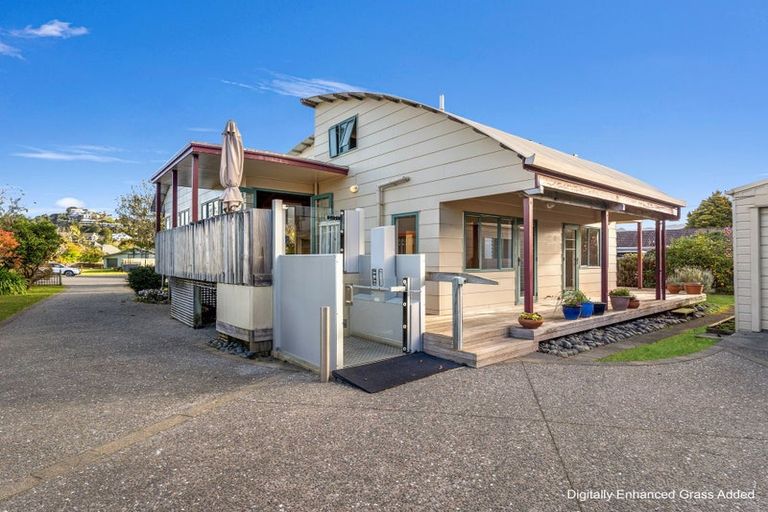 Photo of property in 7 Marquet Place, Tairua, 3508