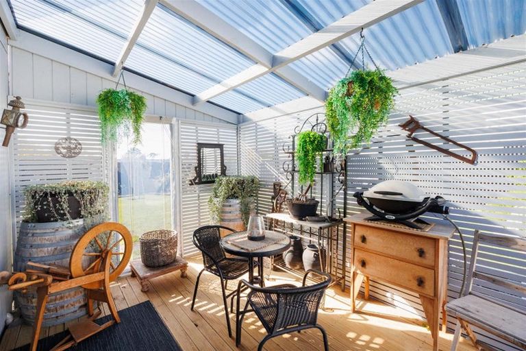 Photo of property in 20 Ngareta Street, Marton, 4710