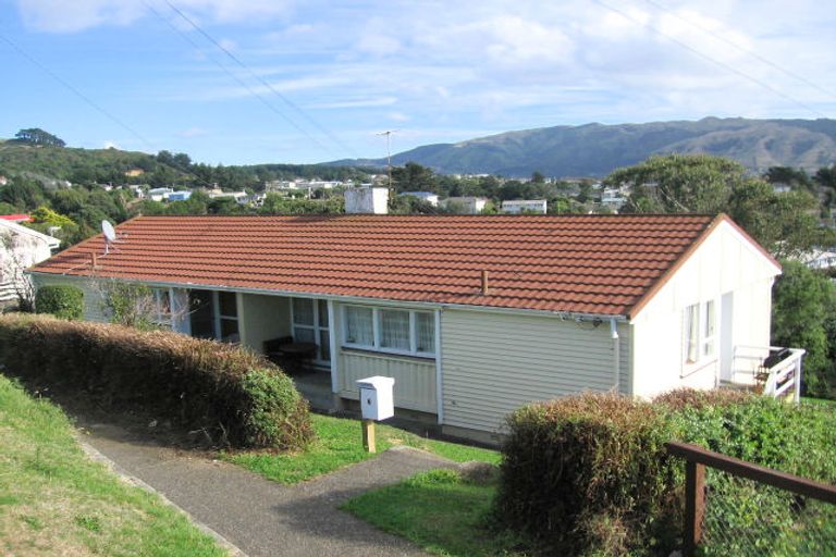 Photo of property in 6-8 Bedford Street, Cannons Creek, Porirua, 5024