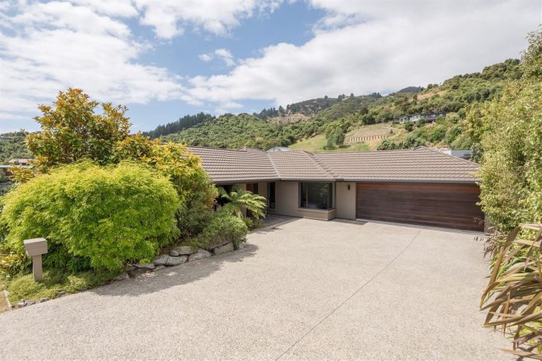 Photo of property in 3 Springlea Heights, Atawhai, Nelson, 7010