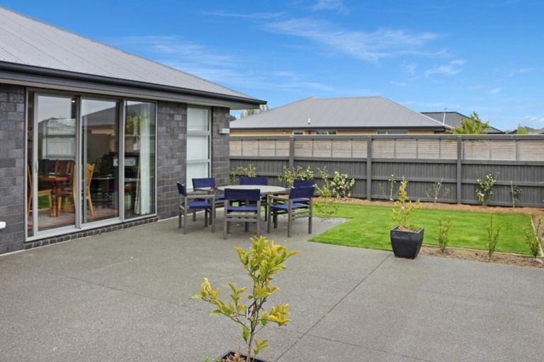 Photo of property in 10 Lockwood Street, Halswell, Christchurch, 8025