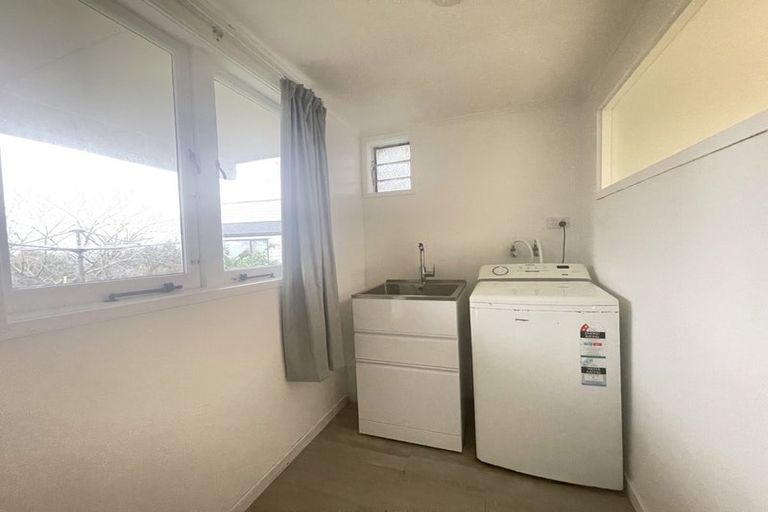 Photo of property in 232 Hillsborough Road, Hillsborough, Auckland, 1042