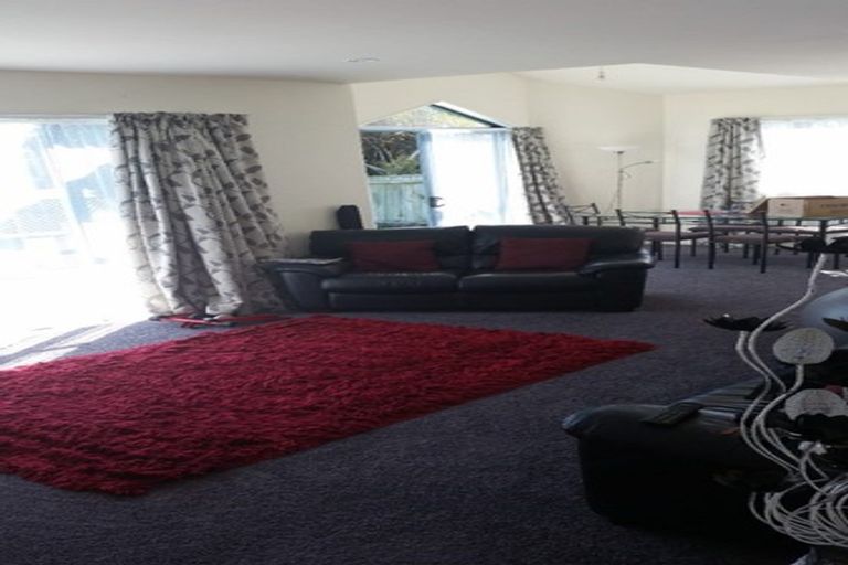 Photo of property in 72 Samwell Drive, Whitby, Porirua, 5024