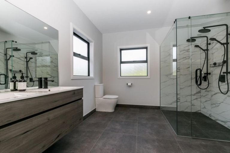 Photo of property in 86 Seafield Road, Eskdale, Napier, 4182