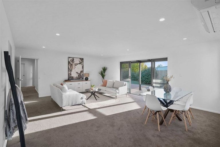 Photo of property in 5 Laura Kent Place, Woolston, Christchurch, 8023