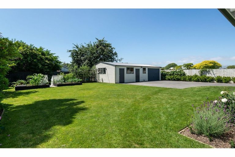 Photo of property in 60 Petrie Street, Richmond, Christchurch, 8013