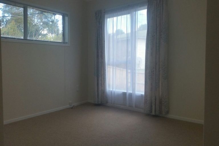 Photo of property in 59 Mcclintock Road, Massey, Auckland, 0614