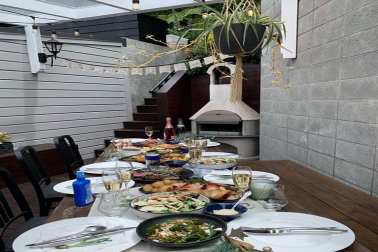 Photo of property in 236 Tinakori Road, Thorndon, Wellington, 6011