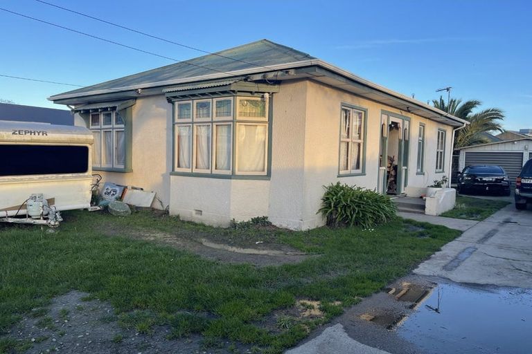 Photo of property in 67 Northcote Road, Northcote, Christchurch, 8052