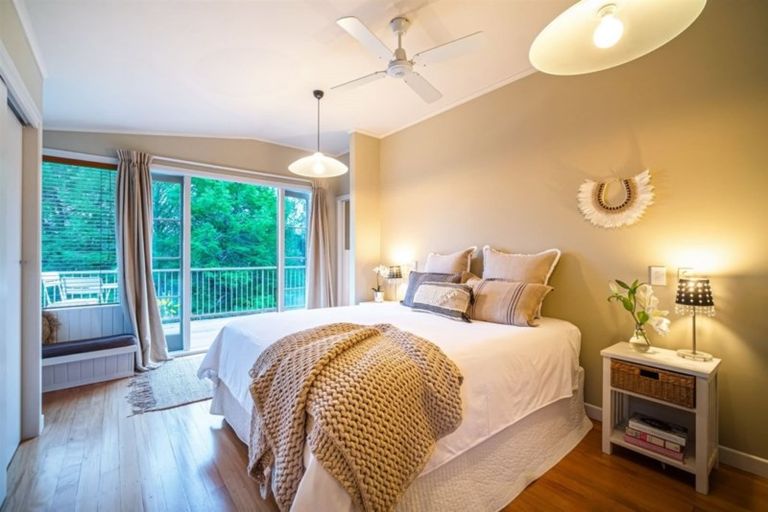 Photo of property in 29 Belle Vue Avenue, Northcote Point, Auckland, 0627