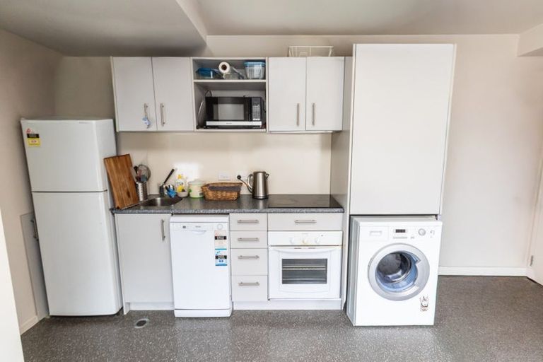Photo of property in The Peak Apartments, 806/170 Taranaki Street, Te Aro, Wellington, 6011