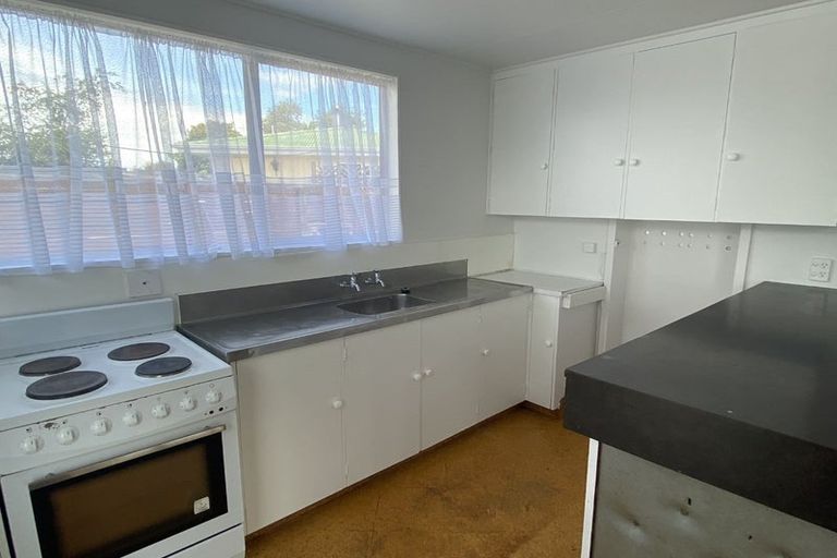 Photo of property in 3 Tenby Terrace, Flaxmere, Hastings, 4120