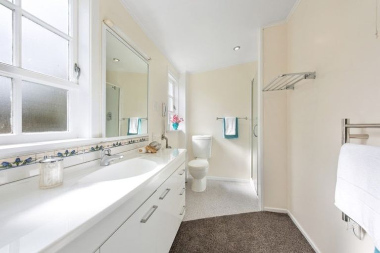 Photo of property in 13a Barton Road, Heretaunga, Upper Hutt, 5018