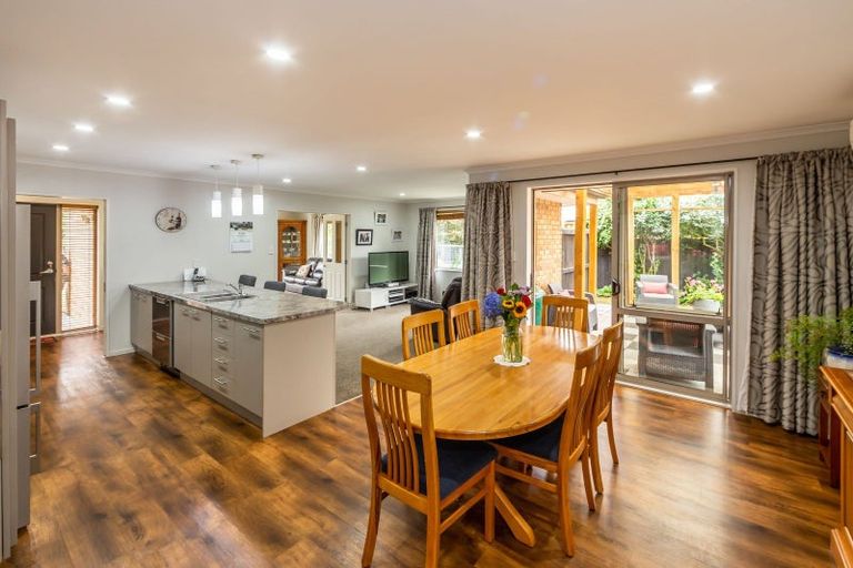 Photo of property in 12 Marlowe Place, Rolleston, 7614