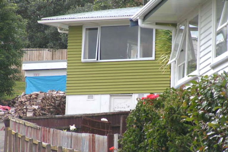 Photo of property in 1/82 Bond Crescent, Forrest Hill, Auckland, 0620