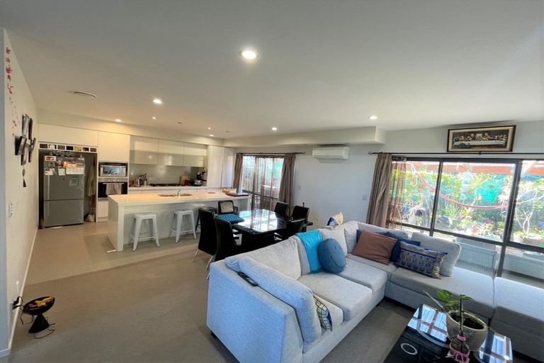 Photo of property in 4 Helianthus Avenue, Flat Bush, Auckland, 2019