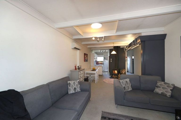 Photo of property in 2/807 Avenue Road East, Parkvale, Hastings, 4122