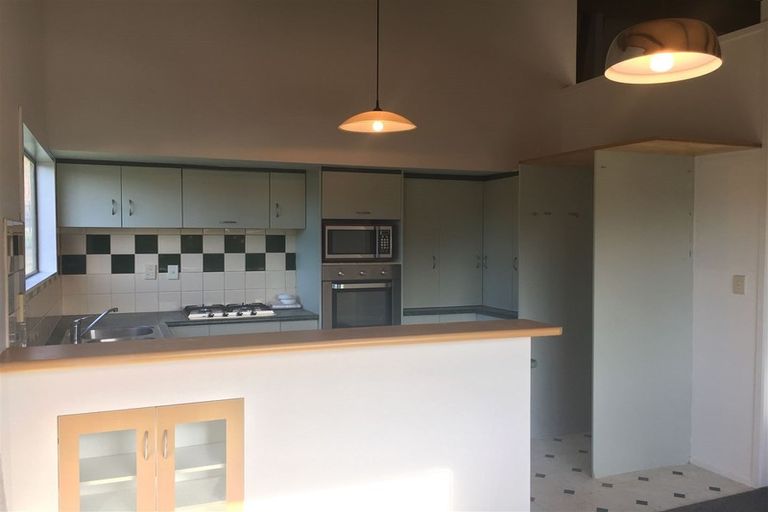 Photo of property in 14 Elmira Place, Browns Bay, Auckland, 0630