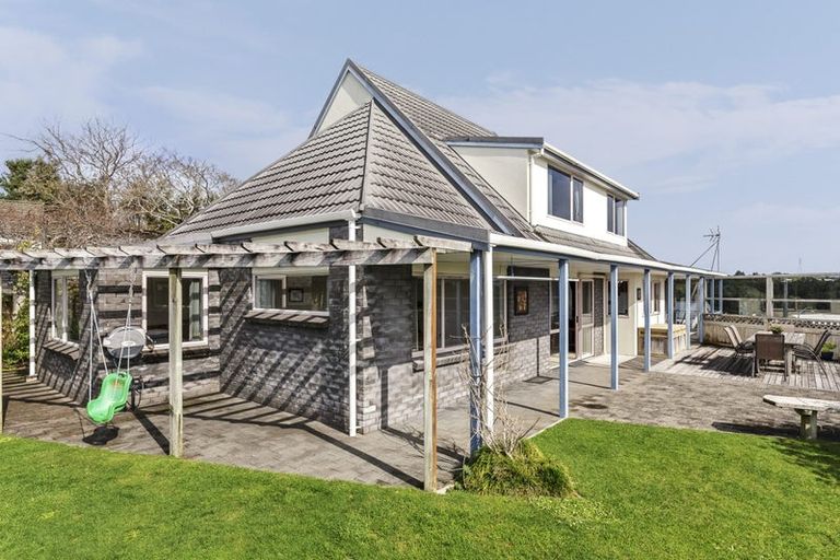 Photo of property in 11b Redwood Crescent, Hurdon, New Plymouth, 4310