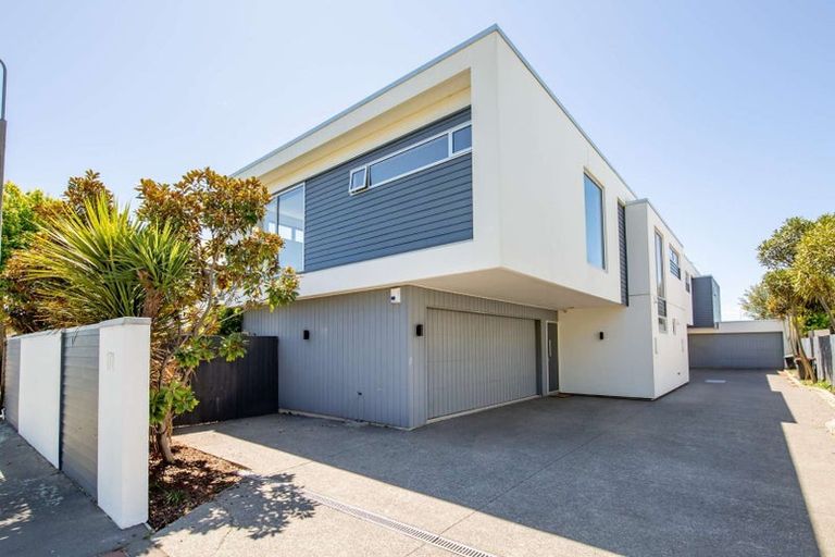 Photo of property in 172 Strickland Street, Sydenham, Christchurch, 8023