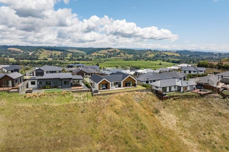 Photo of property in 45 Katania Heights, Brightwater, 7022