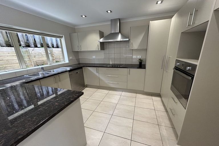 Photo of property in 237a Titirangi Road, Titirangi, Auckland, 0604