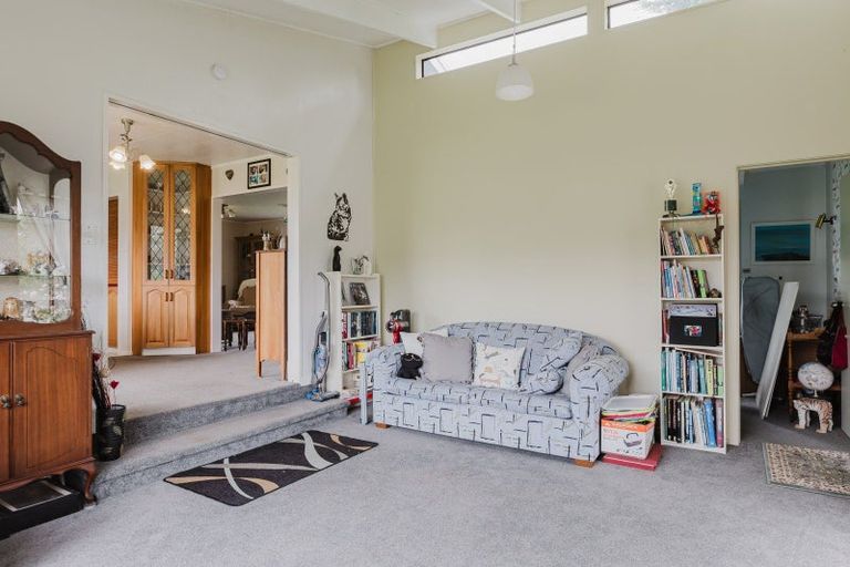 Photo of property in 11 Huxley Street, Pahiatua, 4910