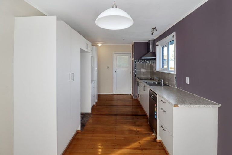 Photo of property in 7 Puketapu Grove, Waiwhetu, Lower Hutt, 5010