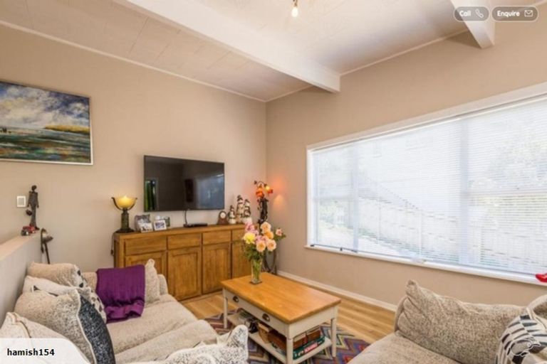 Photo of property in 31 Tauroa Road, Havelock North, 4130