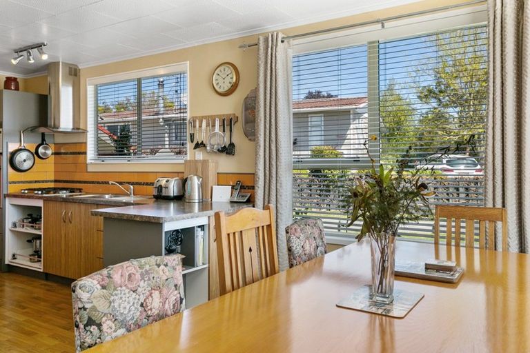 Photo of property in 66 Richmond Avenue, Richmond Heights, Taupo, 3330