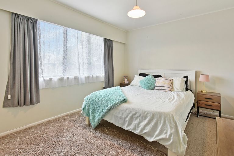 Photo of property in 26 Cosgrave Road, Papakura, 2110