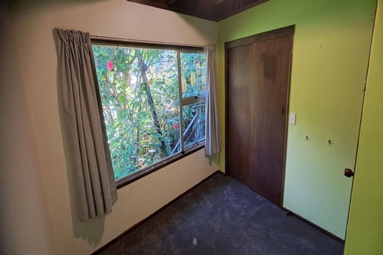 Photo of property in 2/21 Malters Place, Browns Bay, Auckland, 0630