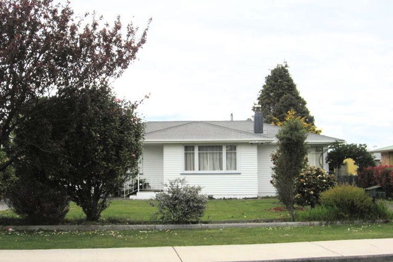 Photo of property in 4 La Trobe Place, Utuhina, Rotorua, 3015