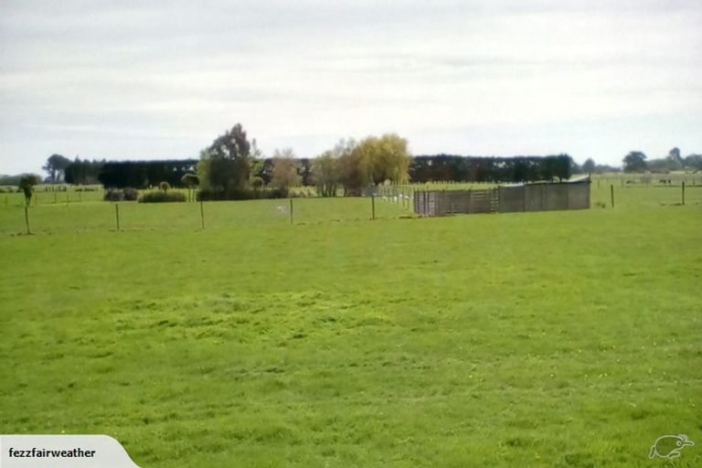 Photo of property in 407 Oteramika Road, Seaward Bush, Invercargill, 9871