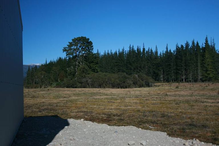 Photo of property in 30a Romilly Street, Westport, 7825