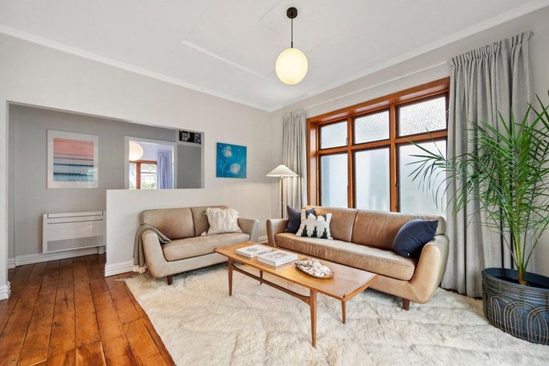 Photo of property in 87 Balfour Street, Mornington, Wellington, 6021