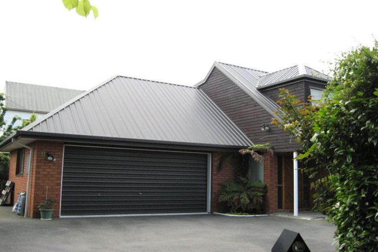 Photo of property in 31 Glenburn Place, Avonhead, Christchurch, 8042