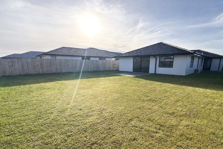 Photo of property in 18 Pitcaithly Street, Halswell, Christchurch, 8025