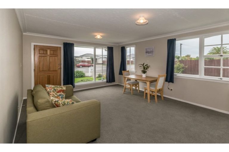 Photo of property in 4/2 Third Street, Belfast, Christchurch, 8051